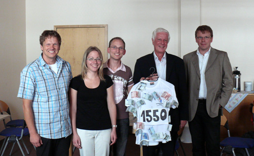 Spende aus dem Firmenlauf 2009 Spende aus dem Firmenlauf 2009